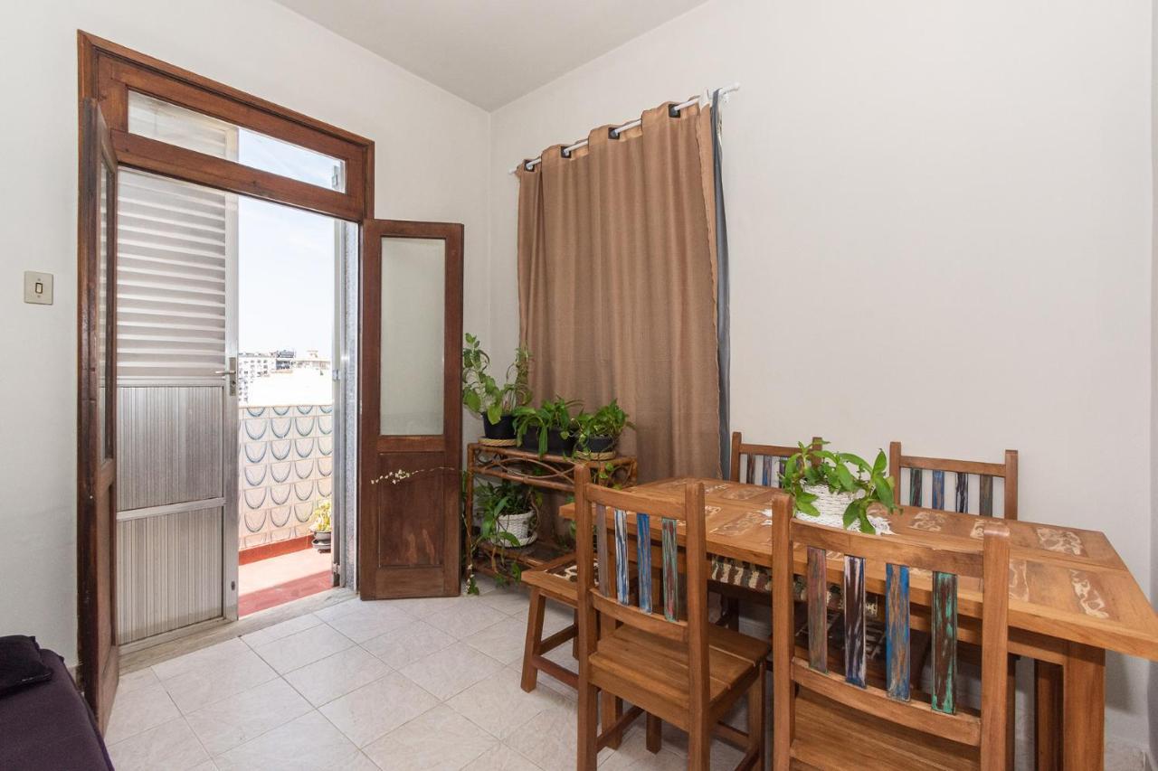 Apartamento C Wifi A 900m Da Praia Do Flamengo Rj *